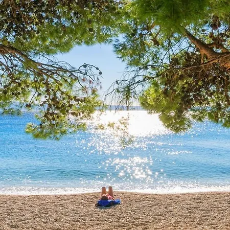 Beachfront Romilda * Makarska